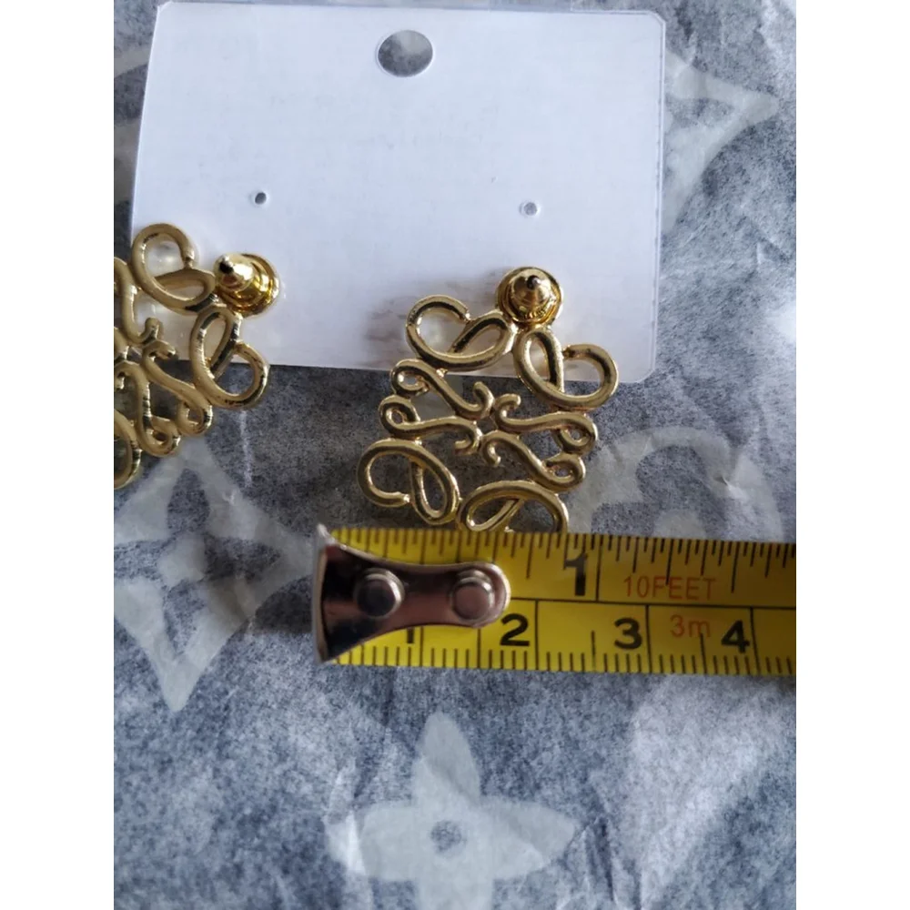 Gold Drop Earrings